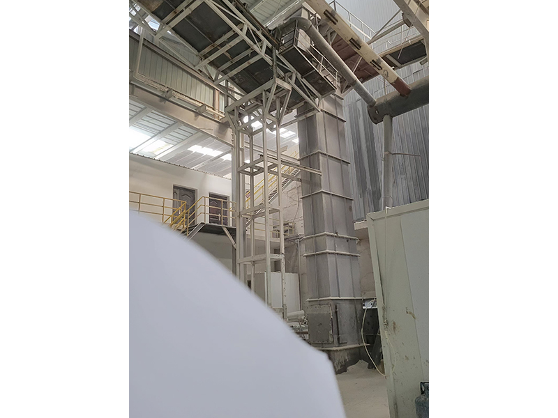 TH型斗式提升机